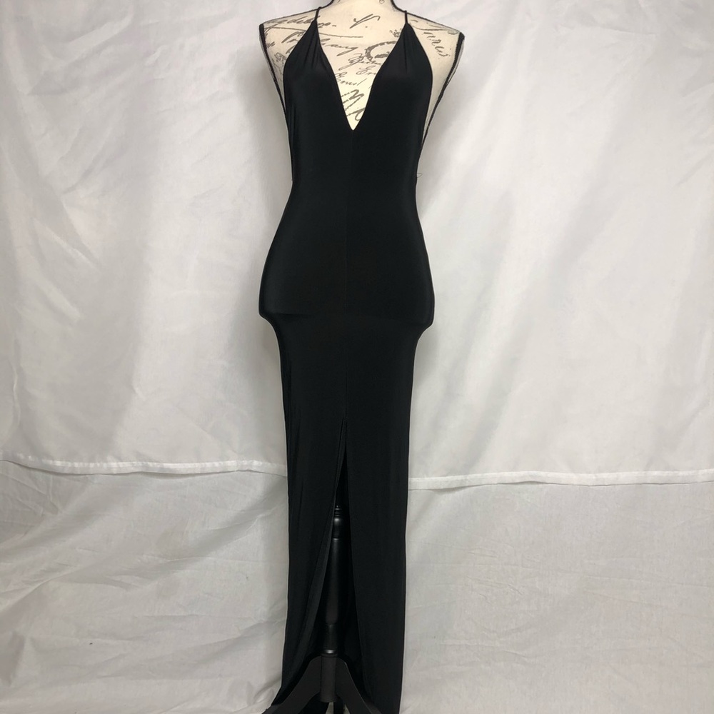 Spaghetti Strap Sleeveless V-Neck Cross Back Evening Ball Gown